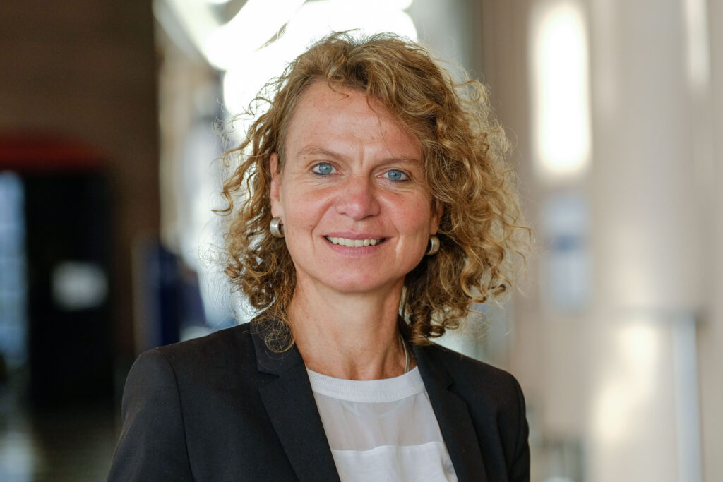 Prof. Claudia Jahnel